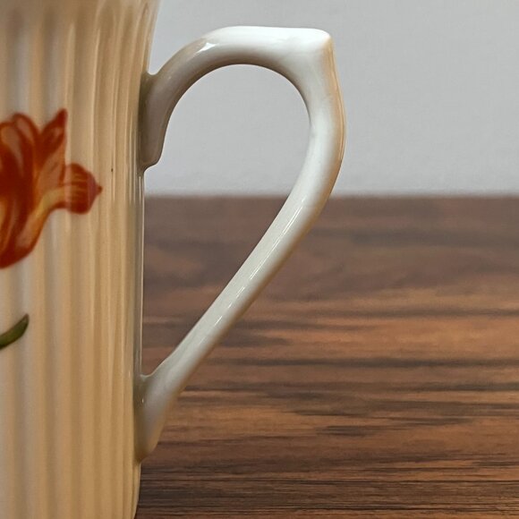 JLMENAU Graf Von Kenneberg 5 Ribbed Floral Mug Germany GDR 8 oz - Picture 9 of 15